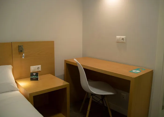 Alda Alborán Casa de hóspedes 3*